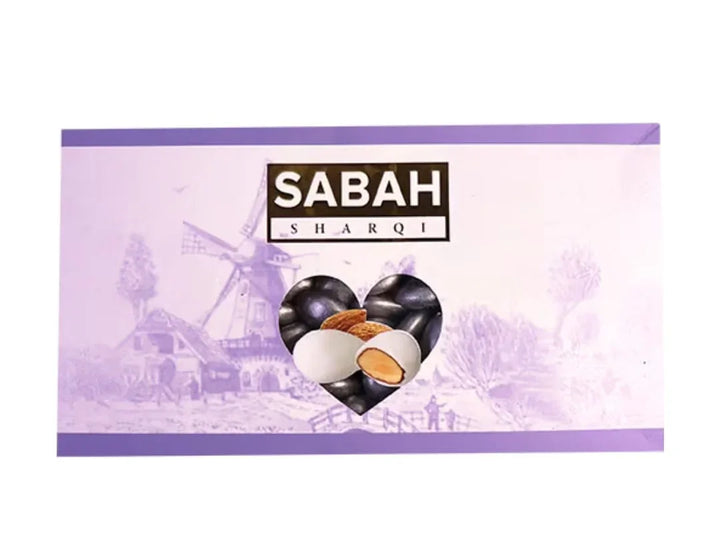 ملبس محشو باللوز فضي