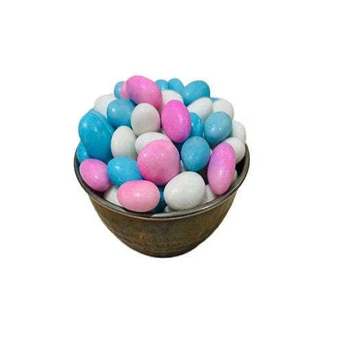 ملبس محشو باللوز ملون